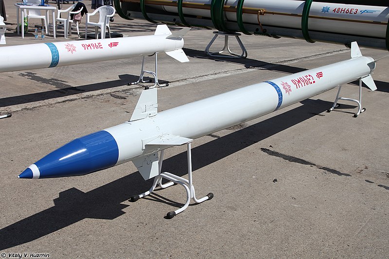 S-400_missile_9m96